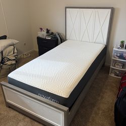 Twin Bed Frame + Novaform Memory Foam Mattress – Excellent Condition