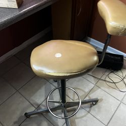 Herman Miller Perch stool By George Nelson 