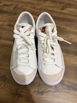 Nike Low-Top White Sneakers