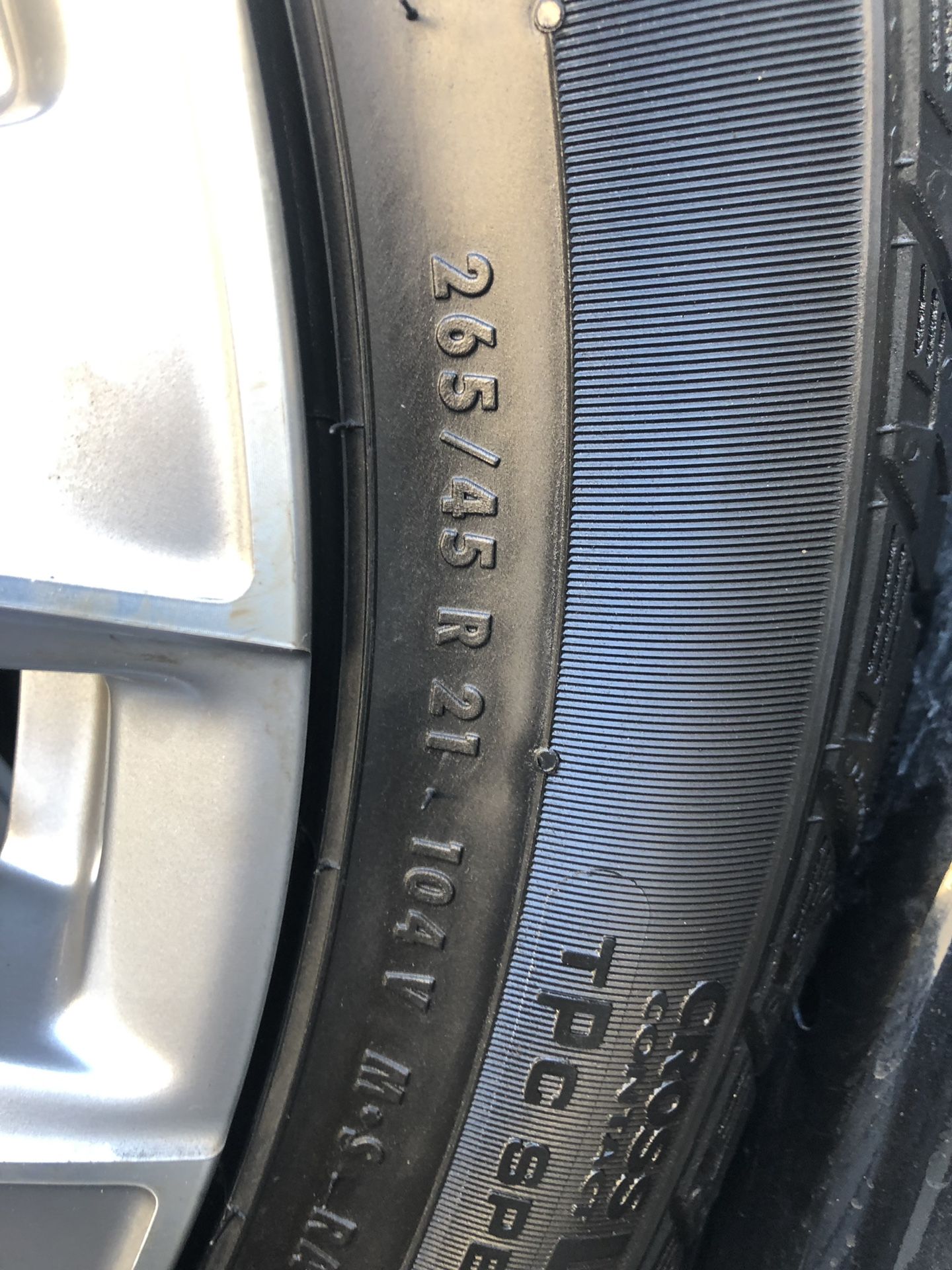 Tires 265/45r21