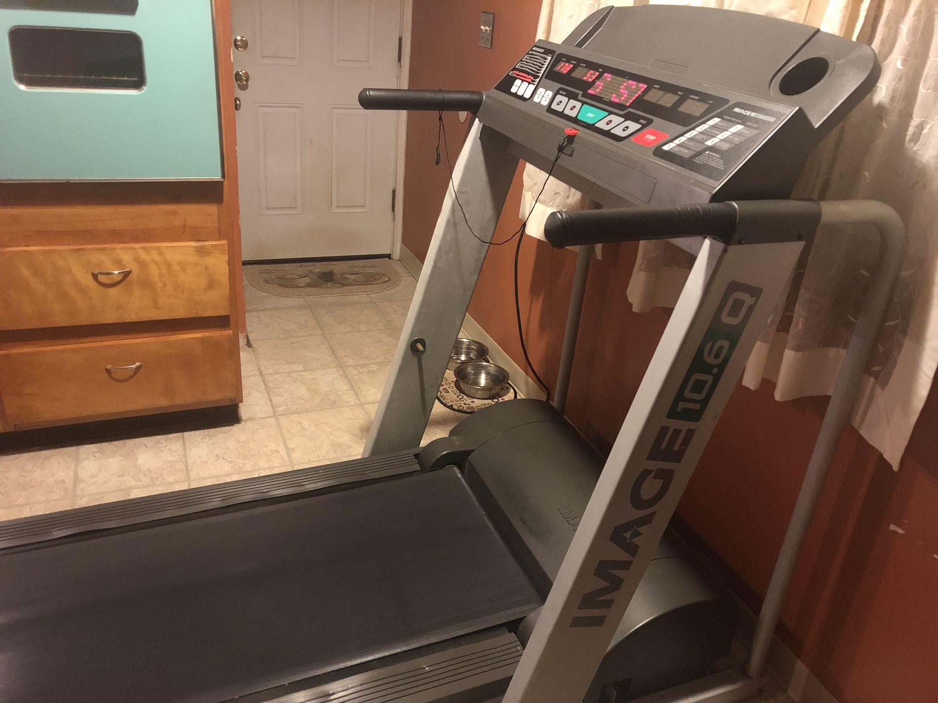Image 10.6 Q treadmill
