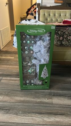 LED Pre Lit Tabletop Tree And Ornaments Set