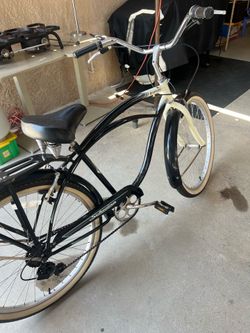 Schwinn beach cruiser