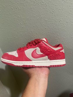 Nike Dunk Low Red Roses Women Size 10 women, 8.5 men