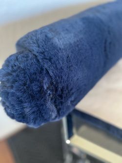 NEW FAUX CHINCHILLA FUR AREA RUG