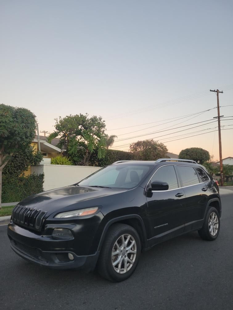 2016 Jeep Cherokee