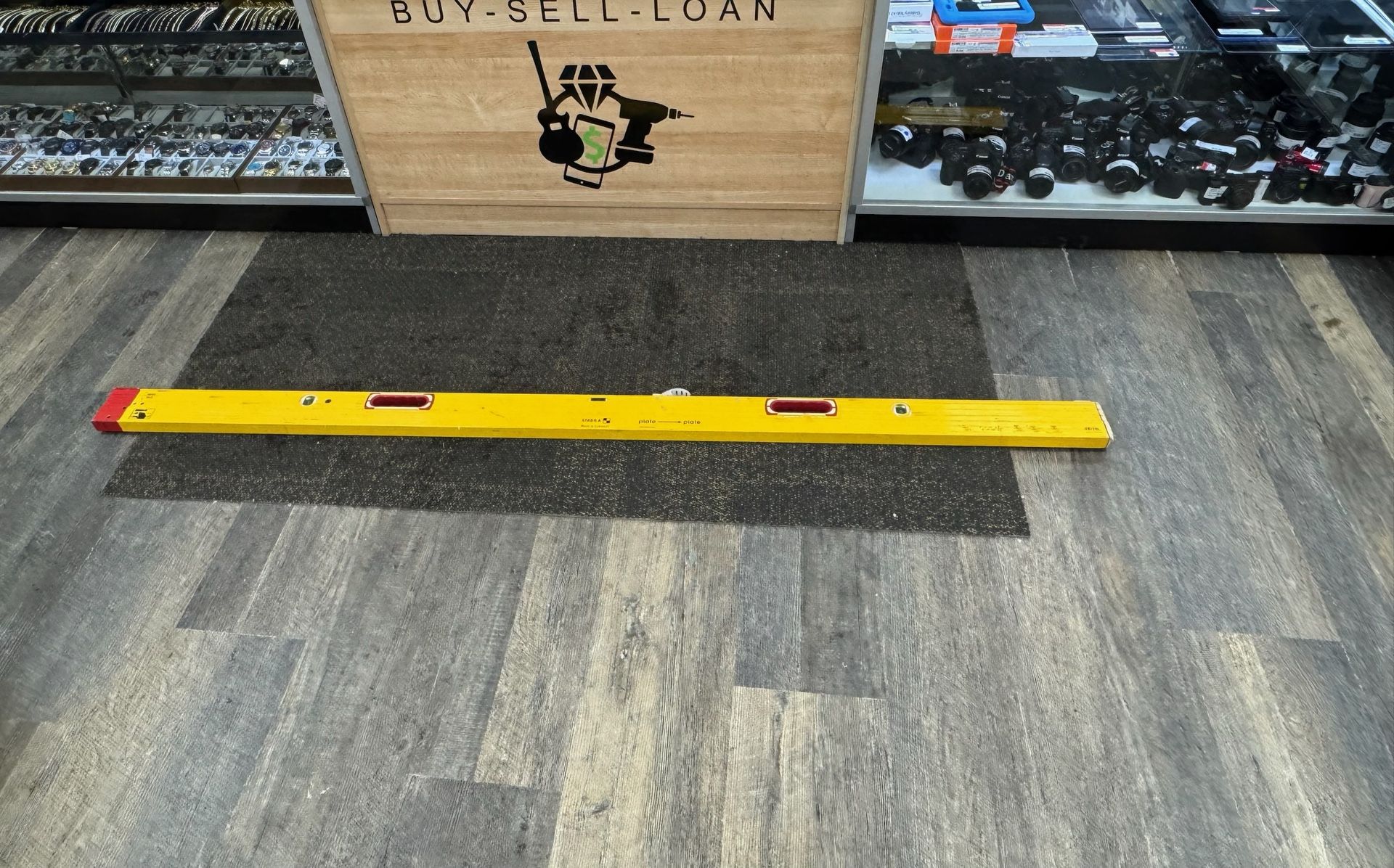Stabila 35712 Extendable (7 to 12 foot) Plate to Plate Level, Yellow
