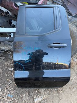 Rear door Chevy Silverado 2020