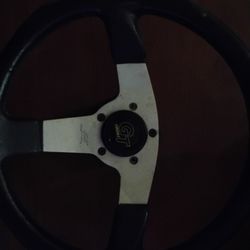 Gt Grant Steering Wheel 