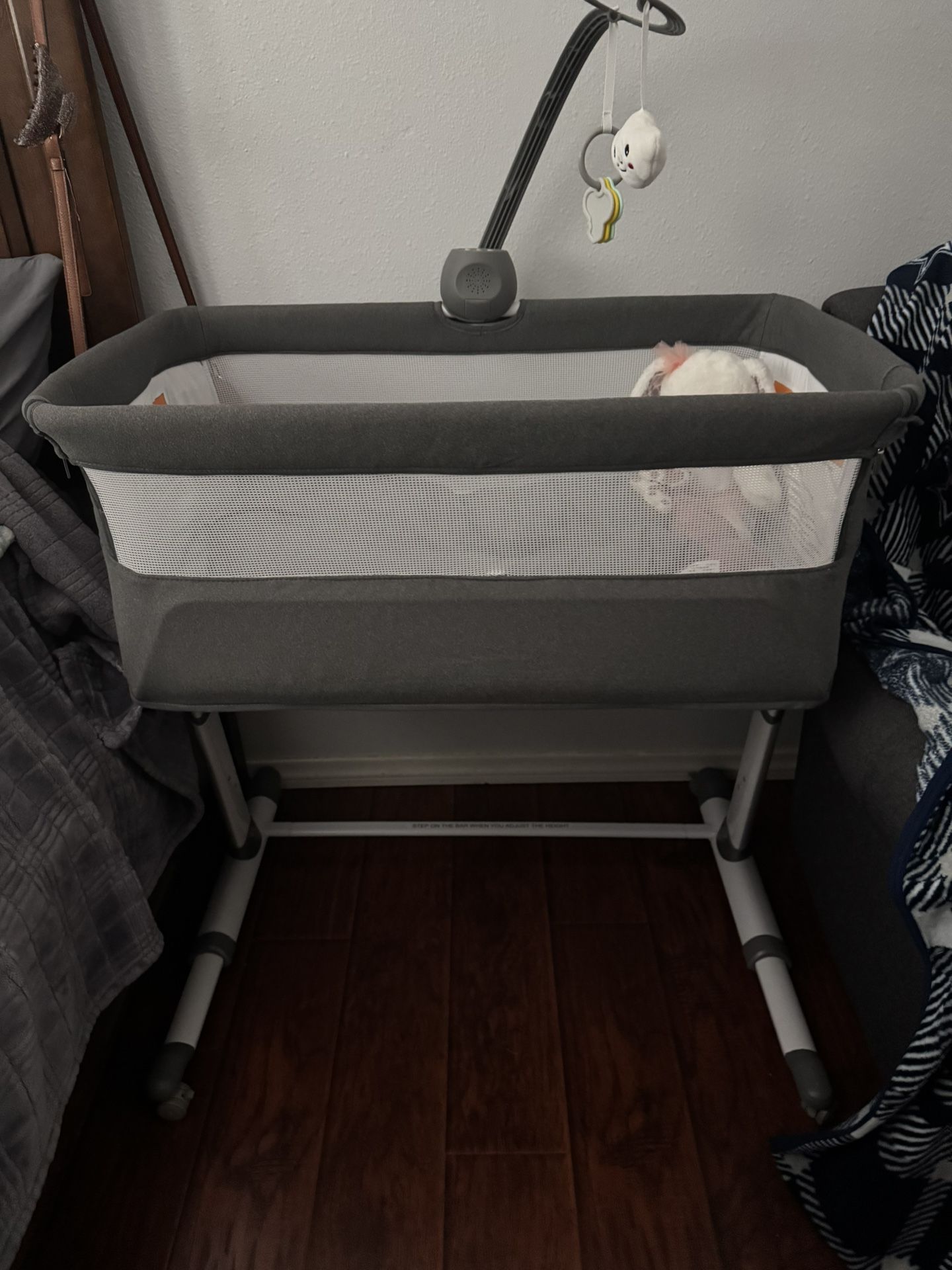 Bed Side Bassinet