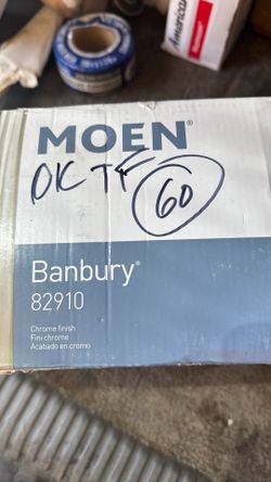 MOEN CHROME SHOWER  & TUB SET NEW