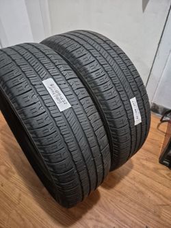 Goodyear  225 60 18  100v