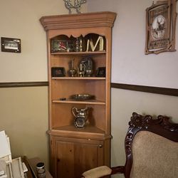 Country Style Corner Cabinet/shelf