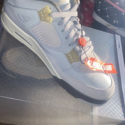Jordan Retro 4 Photon Dust