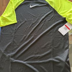 Men Nike Short Sleeve Academy Pro Large