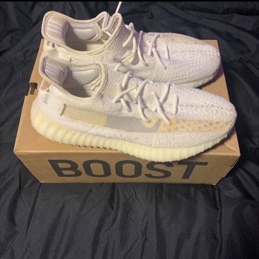 Yeezy 350 V2 ‘Bone’