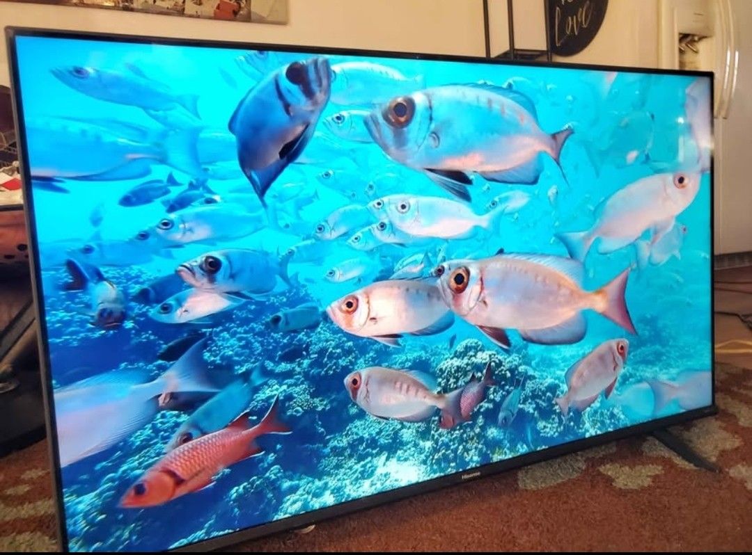 43" hisiense smart tv 4k basically new great quality. Great quality pic