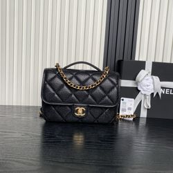 CHANEL 25 C LOGO BAG
