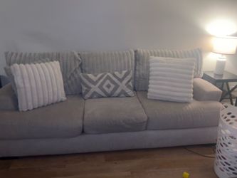Clean sectional couch - must pick up today
