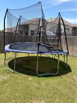 Skywalker trampoline 12 foot for parts