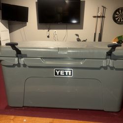 Yeti 65 Cooler