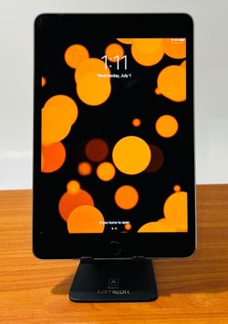 Apple iPad Mini 4 32GB Fully Functional