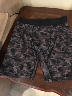 XLG compression shorts