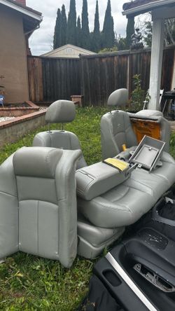 Fully beige g37 sedan interior and bumper