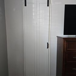 NEW Bi-fold Barndoor 