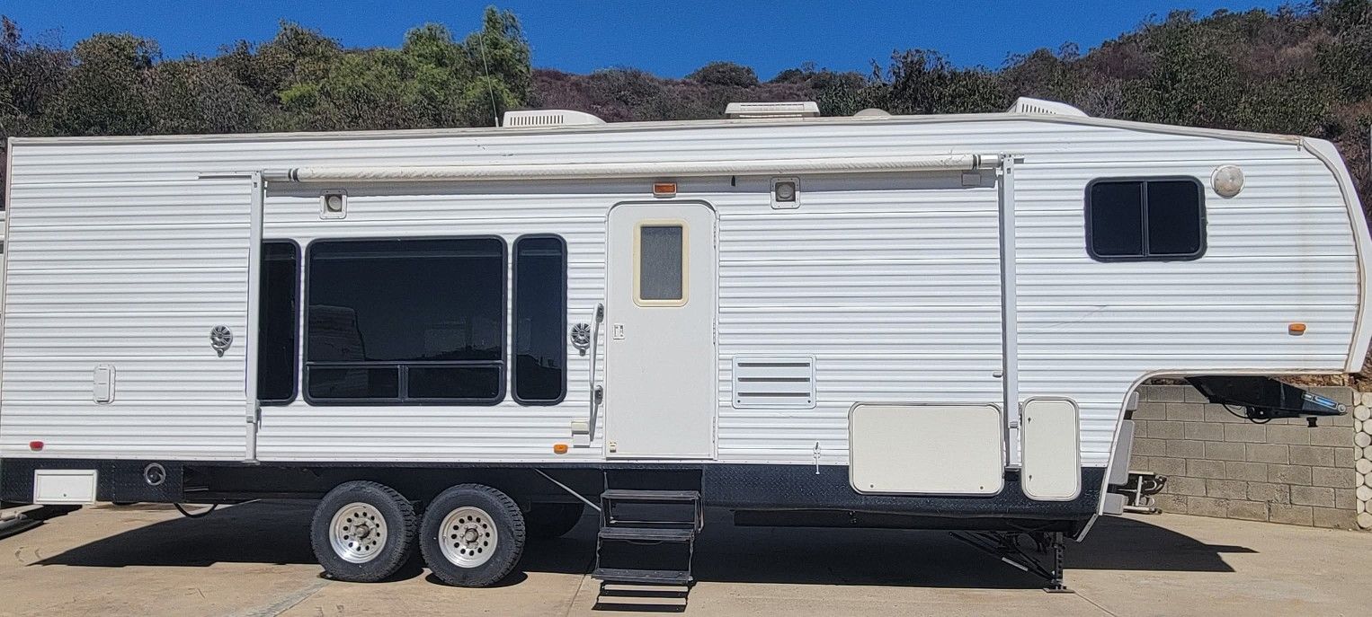 2007 Forest River 5th Wheel Toyhauler 