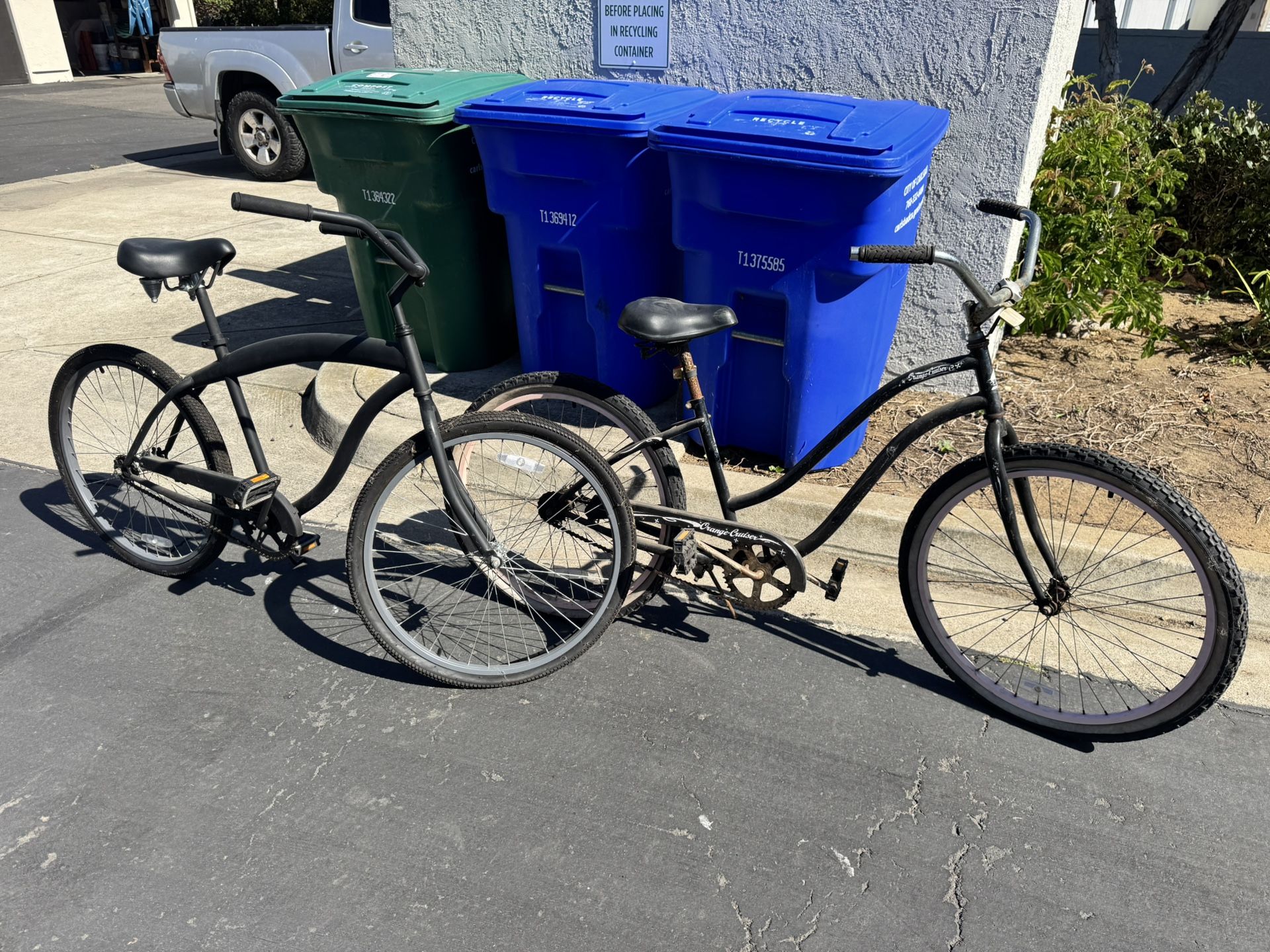 FREE Beach Cruisers (2)