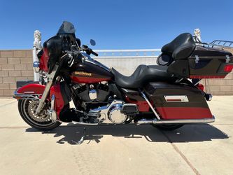2010 Harley Davidson  glide