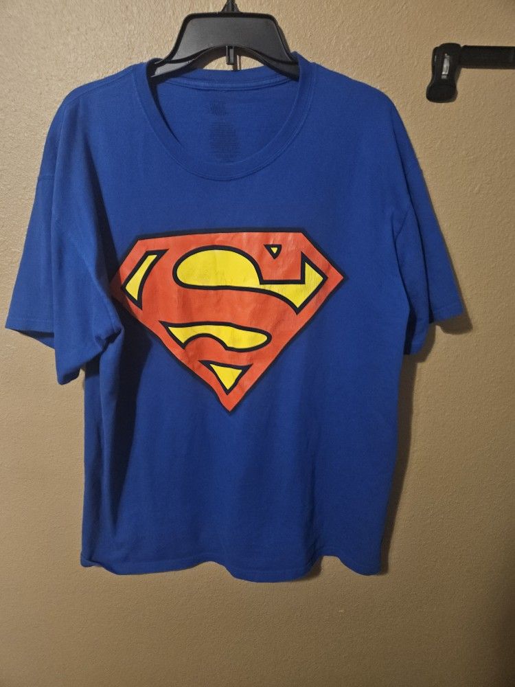 Superman vintage shirt sz large