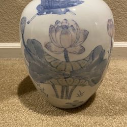Vintage Asian Floral Vase for Mother’s Day