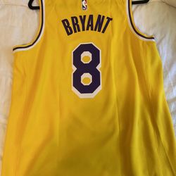 Kobe Bryant Jersey 