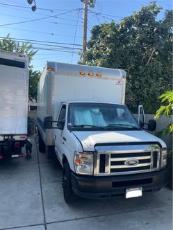 Ford box truck