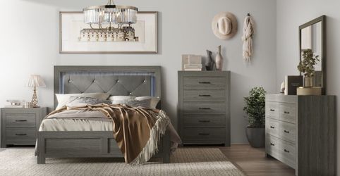 New Moonlight Queen 5pc Bedroom Set With Dresser Mirror Nightstand Chest Without Mattress Free Delivery 
