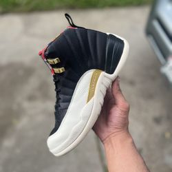 Jordan 12 