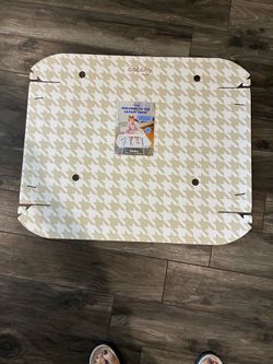Brand new, food catcher