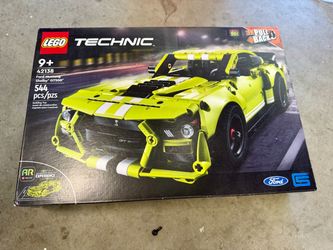 LEGO TECHNIC: Ford Mustang Shelby Gt500 (42138) New