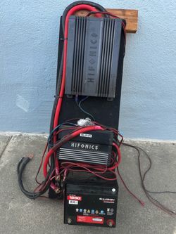 2 15s kickers with 2 amps and battery