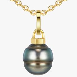 Black Pearl Necklace 