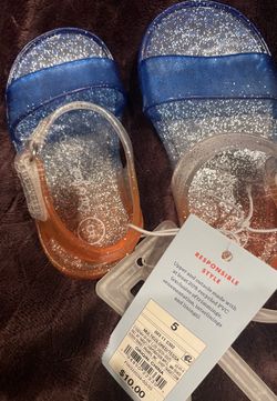 Cat and Jack size 5 children jelly sandals