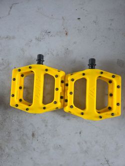 Bicycle pedals