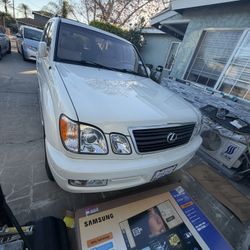 2001 Lexus LX