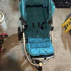 Three Wheel Stroller