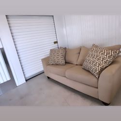 Comfy Couch 