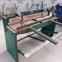 TENNSMITH  SHERING  MACHINE  16 GA  CAPACITY   X  52"  WIDE 