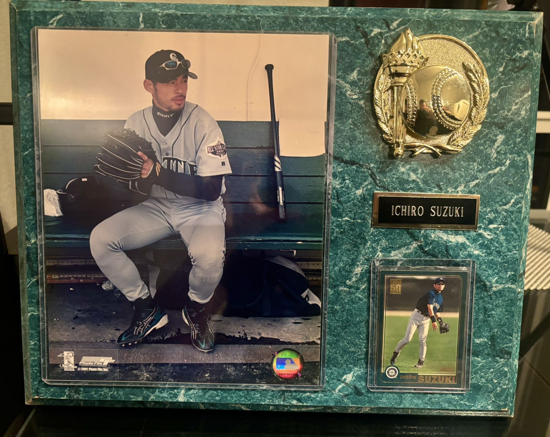 Rare Ichiro Suzuki Rookie Plaque W/ Picture And Rookie Card