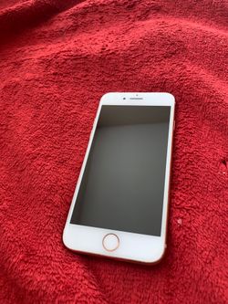 Unlocked iPhone 8 64 gig in Gold